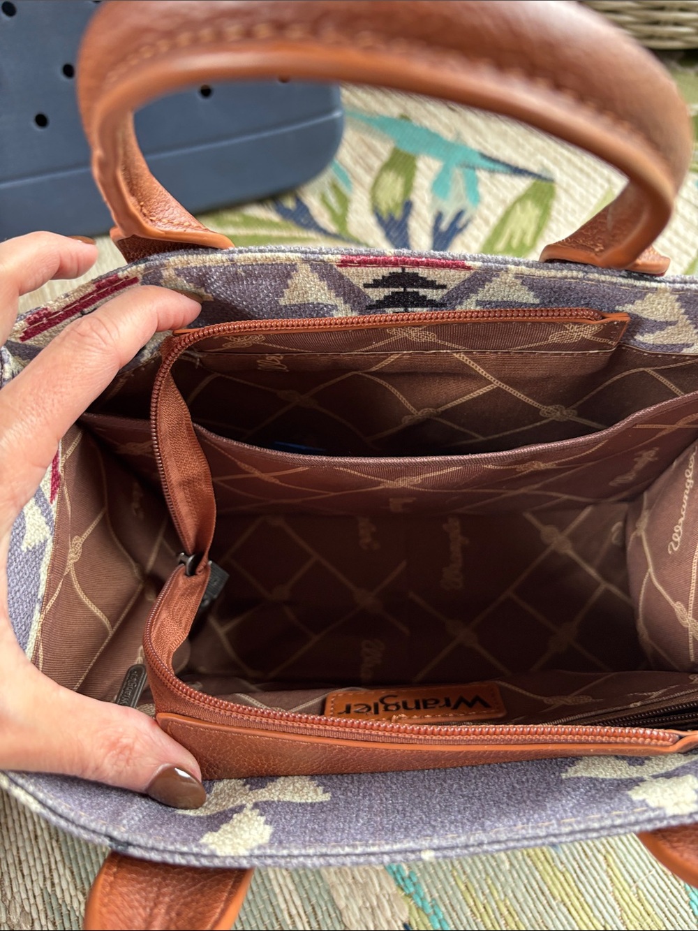 Wrangler Gray, Brown & Red Southwestern Tote - Picture 4 of 5